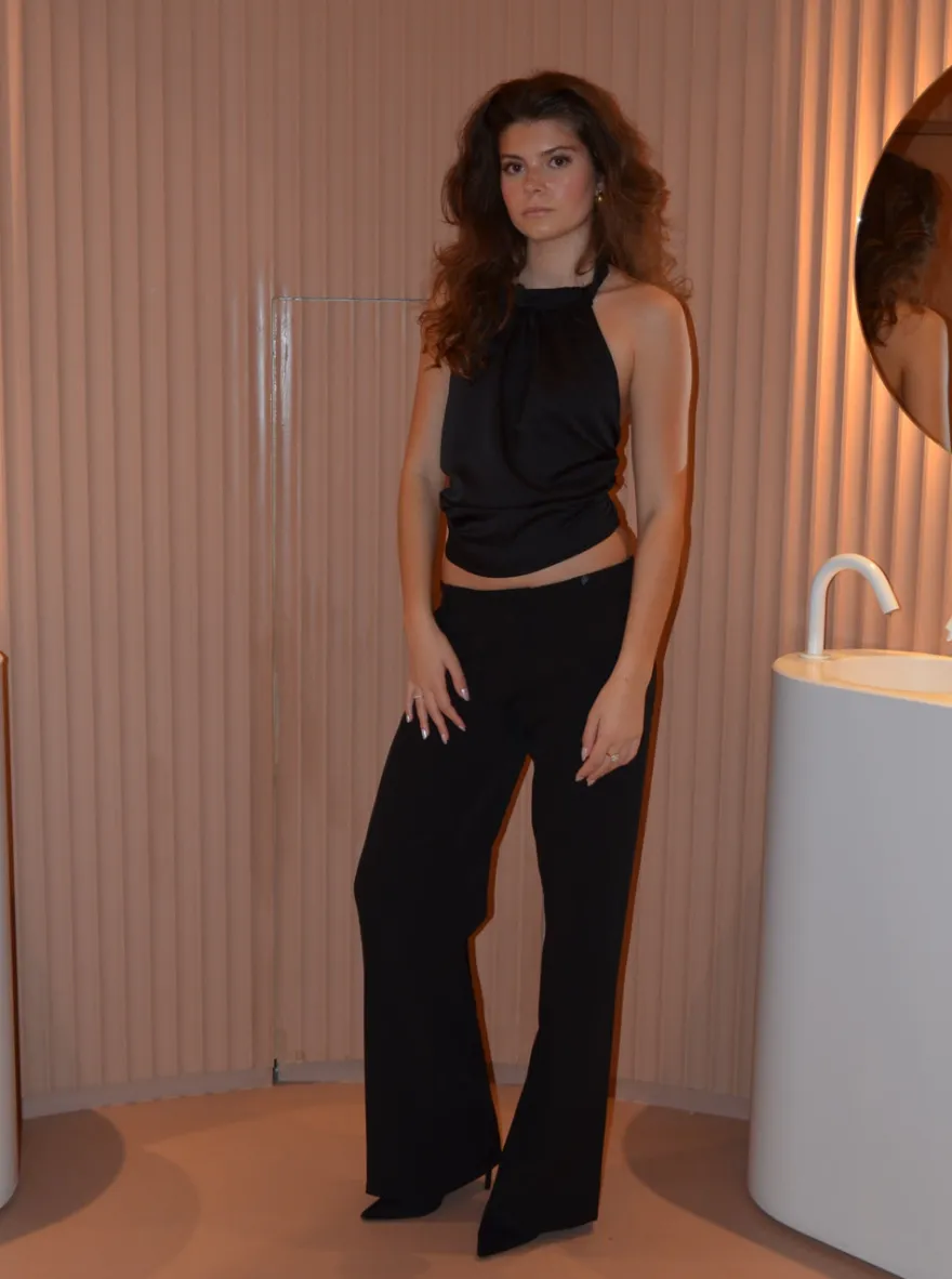Design By Si Frida halterneck top med åben ryg - Sort