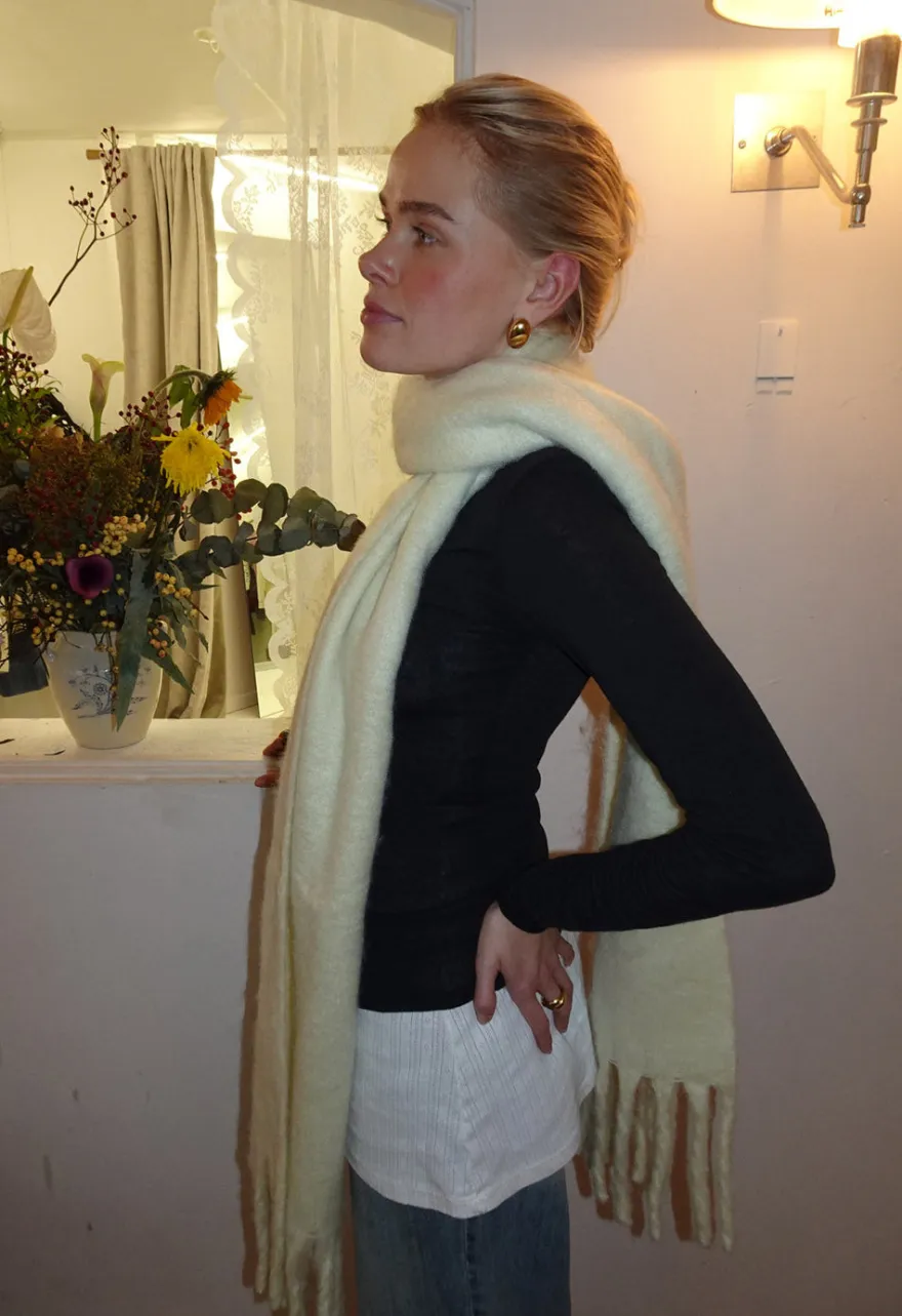 Design By Si Gale tørklæde - Lysegul