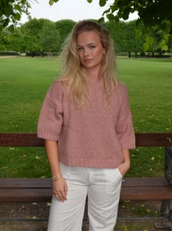 Design By Si Hedvig striktrøje med korte ærmer - Lyserød Discount