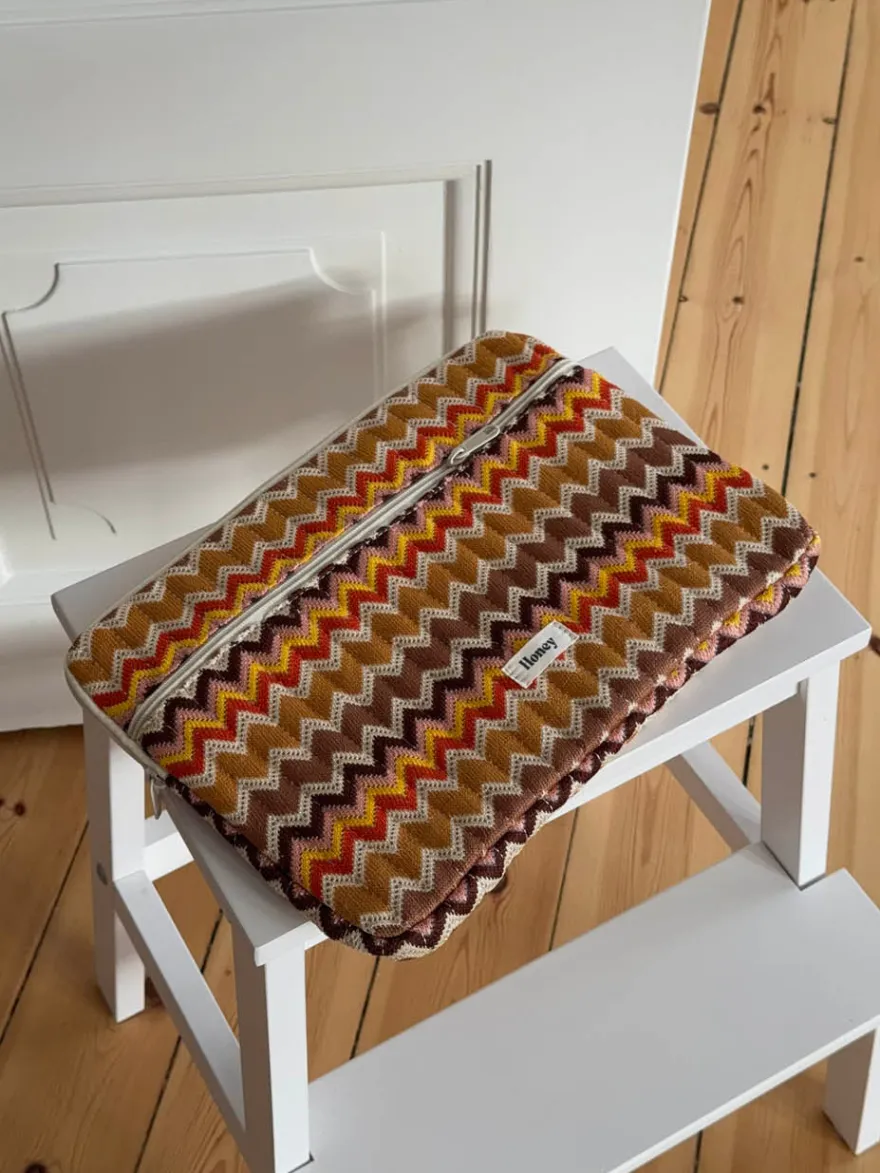 Design By Si Honey computersleeve med mønster - Multifarvet Online