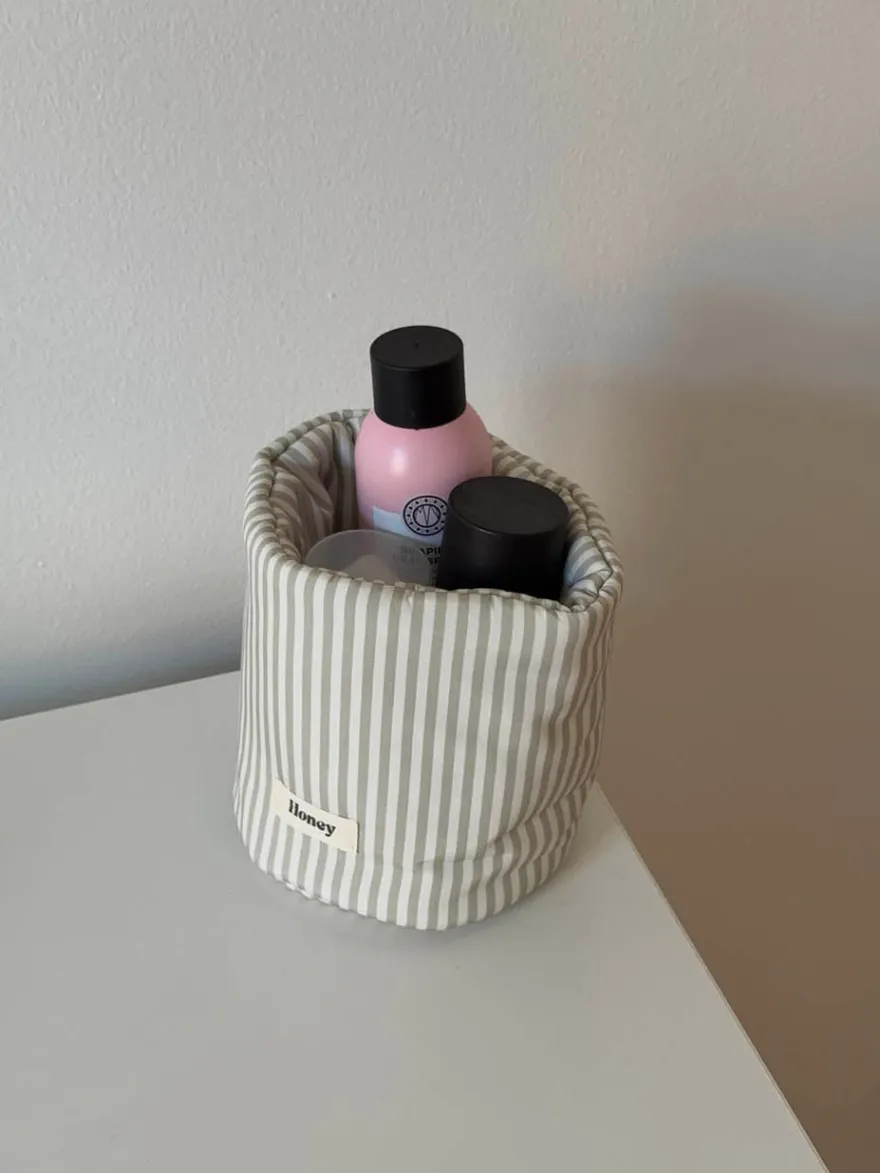 Design By Si Honey lille opbevaring med striber -Hvid/grøn Discount