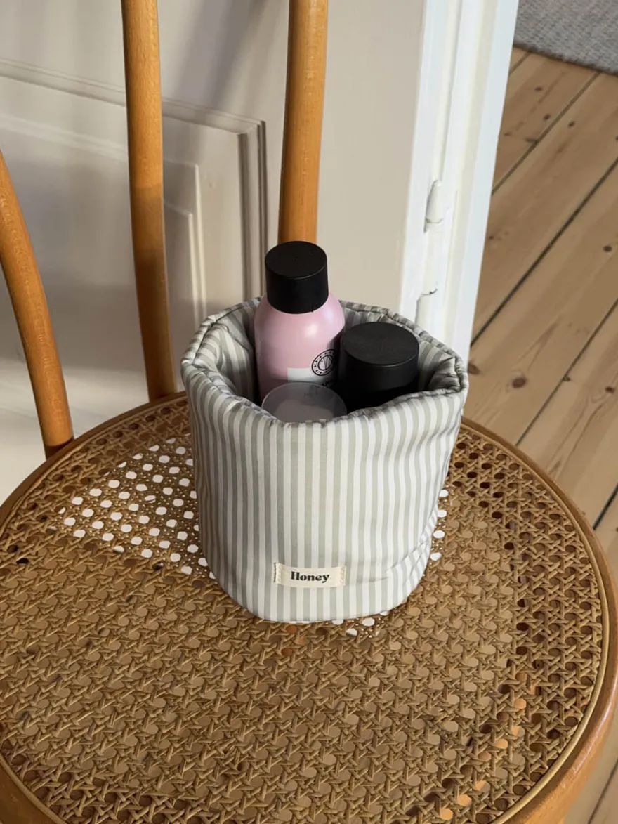 Design By Si Honey lille opbevaring med striber -Hvid/grøn Discount