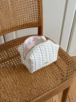 Design By Si Honey lille toilettaske med prikker - Hvid/navy Discount