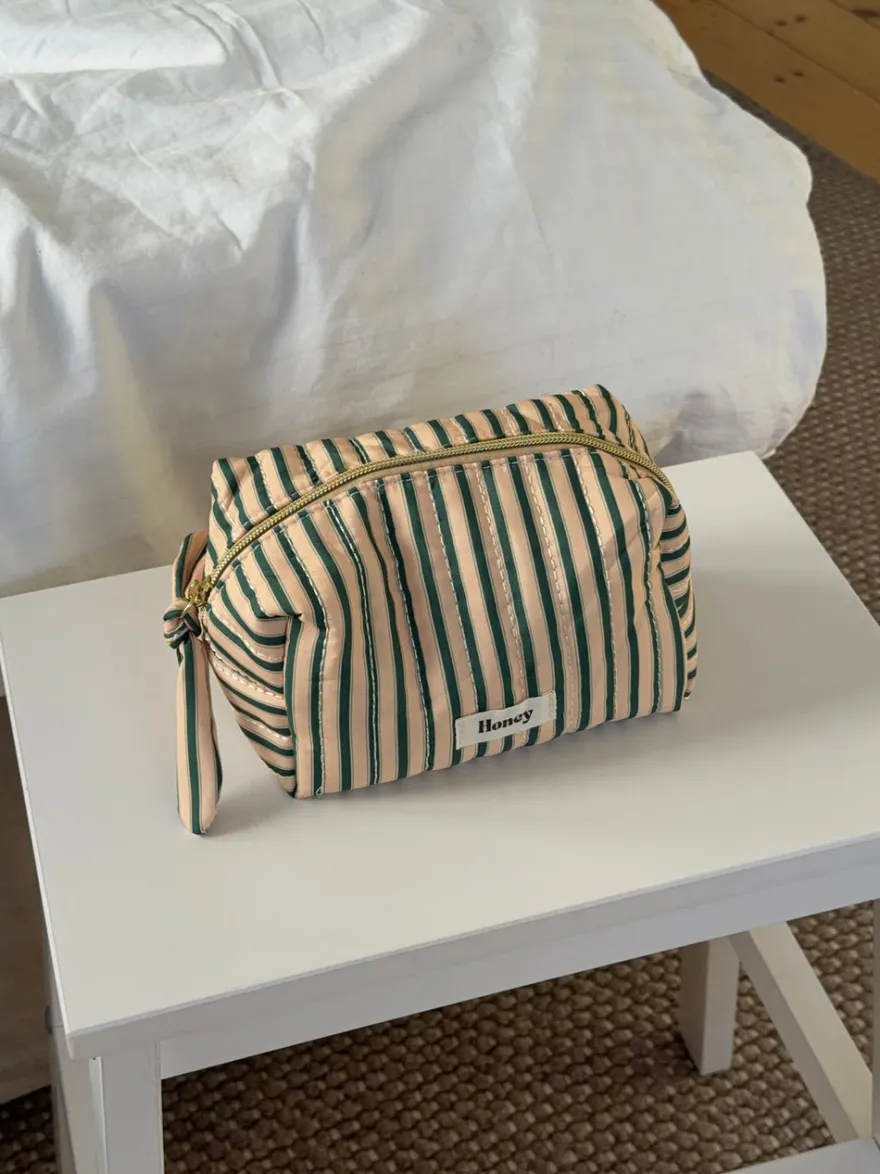 Design By Si Honey lille toilettaske med striber - Beige/grøn New