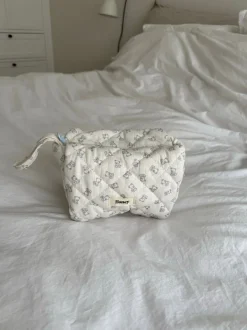 Design By Si Honey lille toilettaske - Off white med bamser Hot