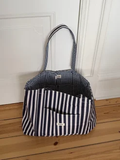 Design By Si Honey net med striber - Navy/hvid Outlet