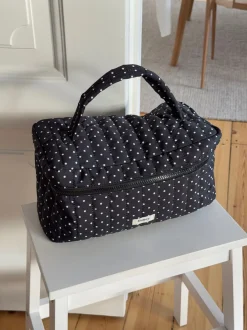 Design By Si Honey stor polkaprikket toilettaske med hank - Sort/hvid New