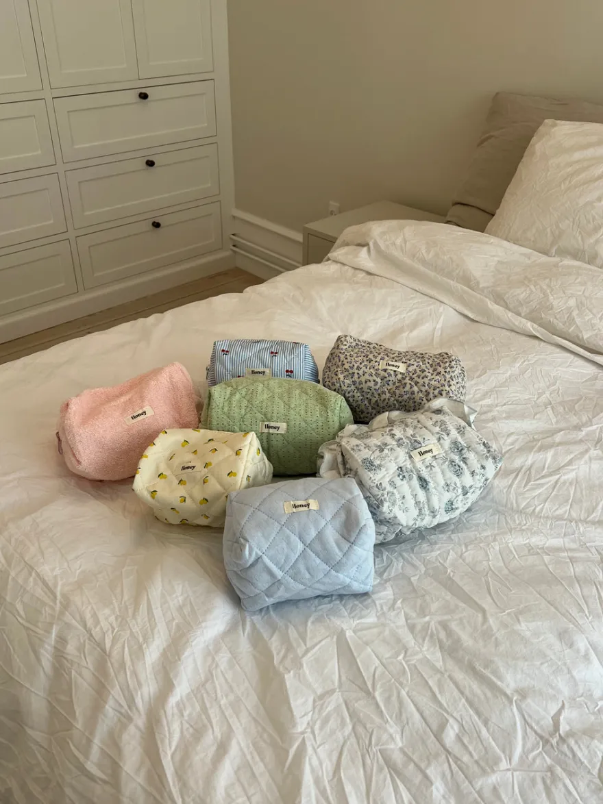 Design By Si Honey stor toilettaske - Lyserød fluffy Discount