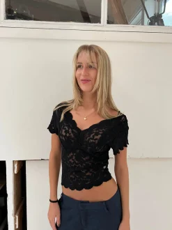 Design By Si Isabel blondetop - Sort Hot