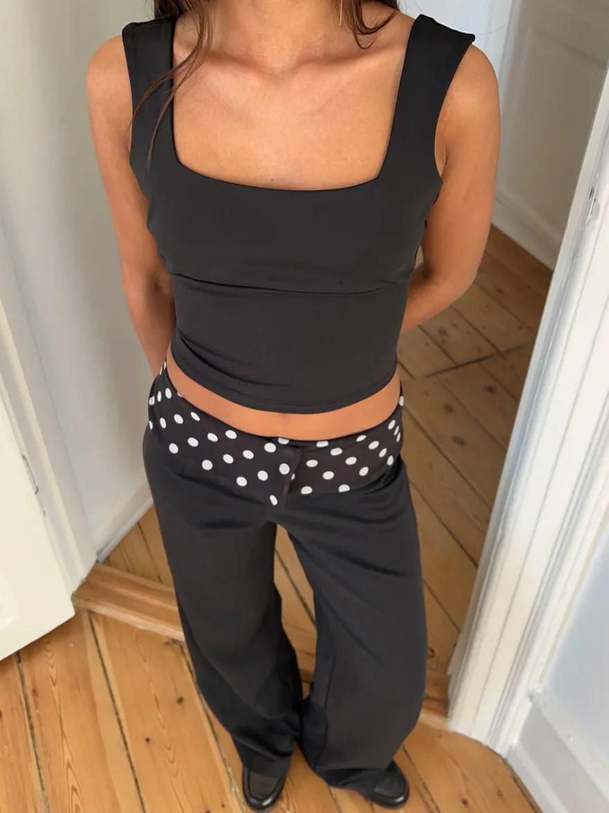 Design By Si Isolda top med åben ryg - Sort Outlet