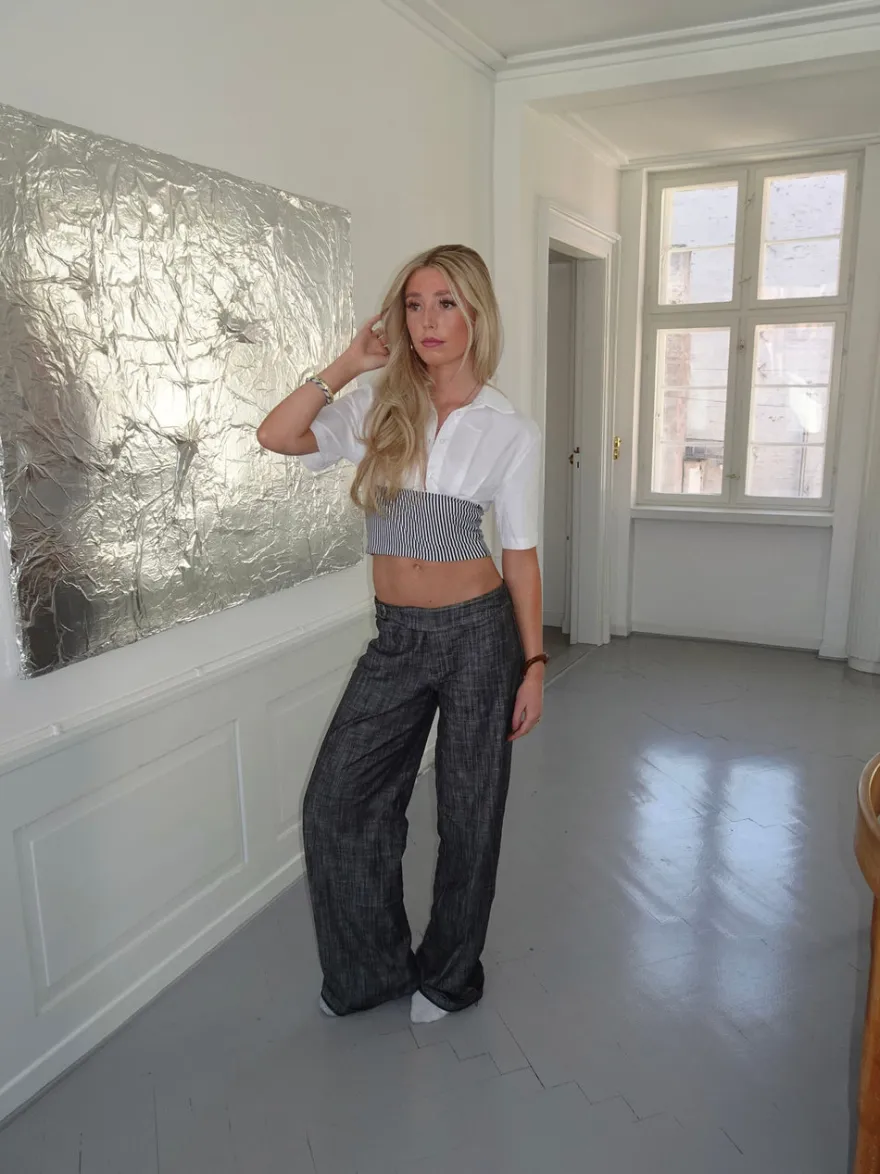 Design By Si Izabelle bukser med bælte - Grå Sale