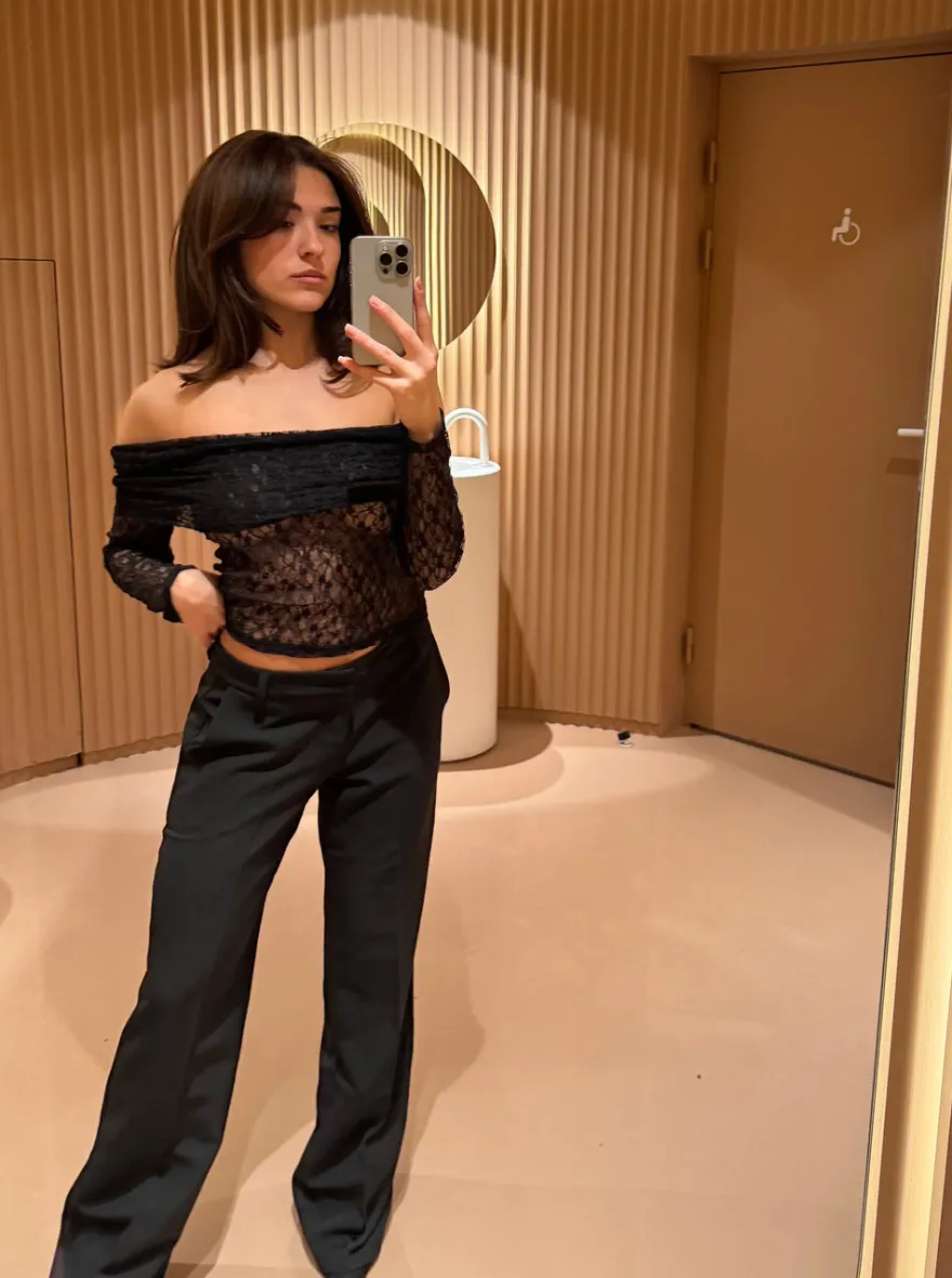 Design By Si Jennie blonde off shoulder bluse - Sort Hot