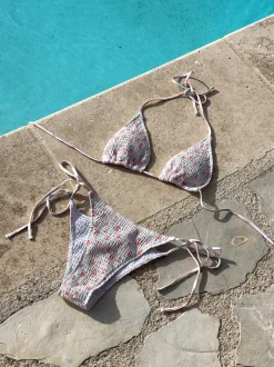 Design By Si Jolanda bikini med blomster - Hvid/orange Hot