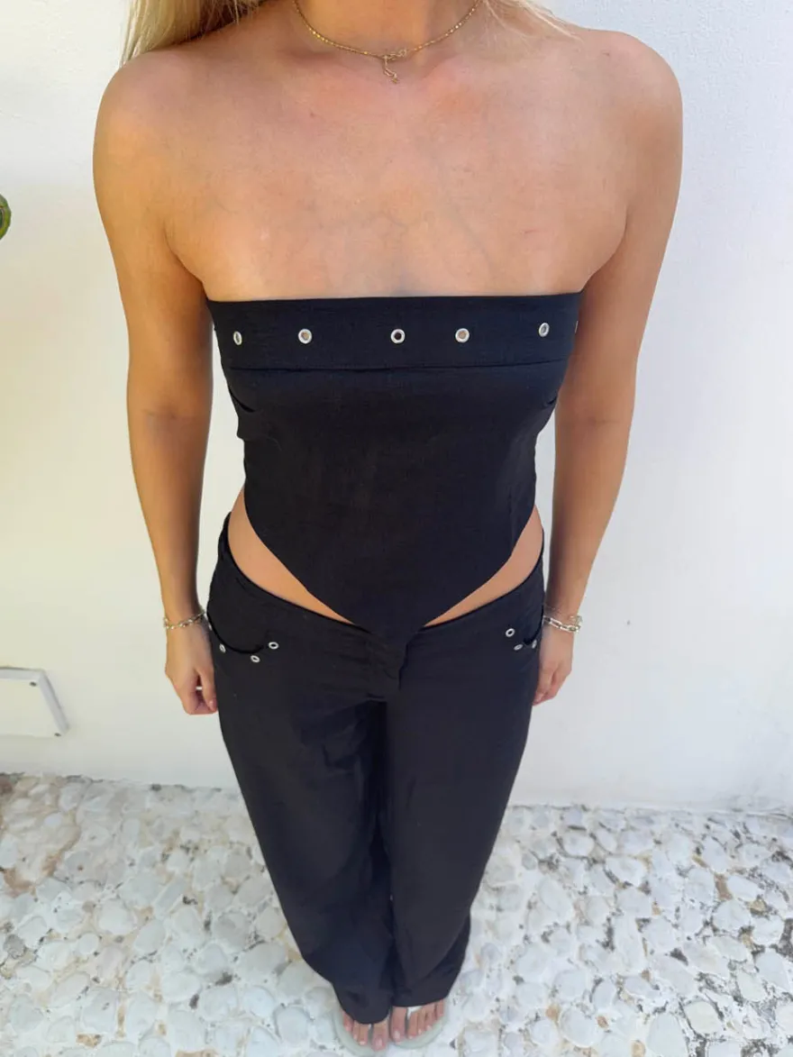 Design By Si Josifina top med små metalringe - Sort New