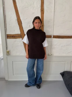 Design By Si Kahula strikvest med t-shirt - Brun/hvid Hot