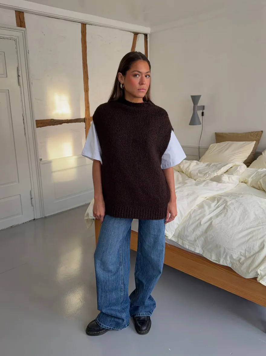 Design By Si Kahula strikvest med t-shirt - Brun/hvid Hot