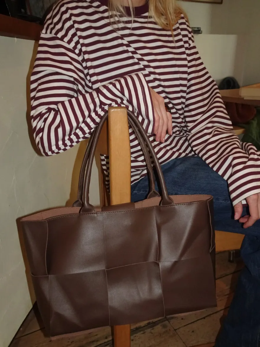 Design By Si Kaia skuldertaske med flet - Brun Discount