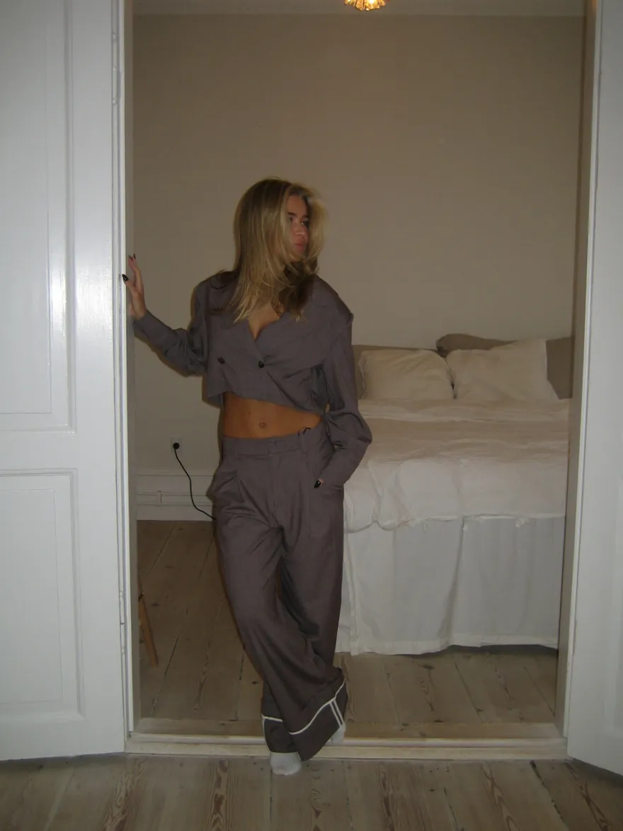 Design By Si Katrine suitbukser med detaljer - Brun melange Discount