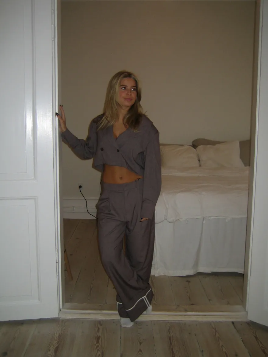Design By Si Katrine suitbukser med detaljer - Brun melange Discount