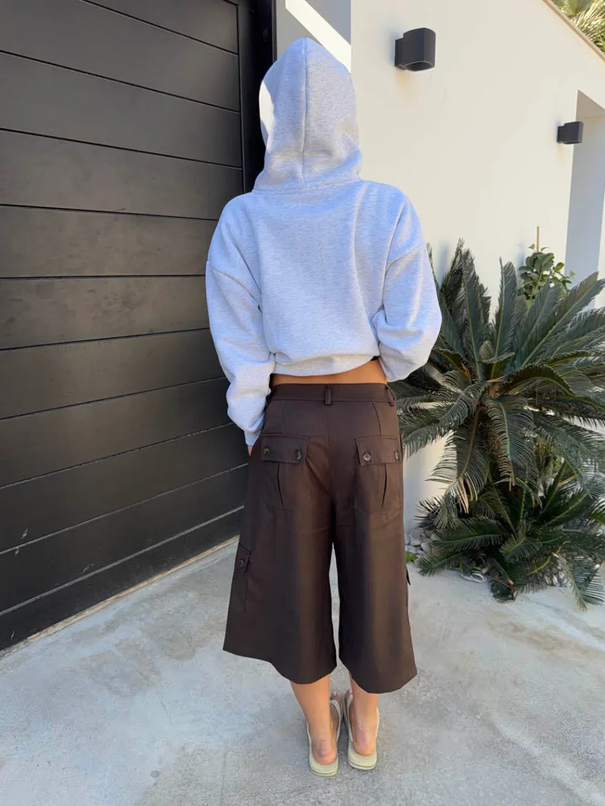 Design By Si Kelsey bermudashorts med nålestriber - Brun