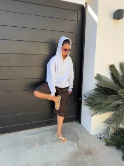 Design By Si Kelsey bermudashorts med nålestriber - Brun