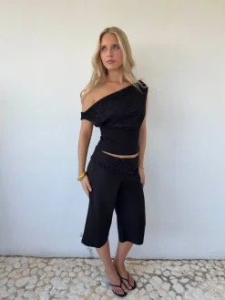 Design By Si Kimmie top med blonder - Sort Online