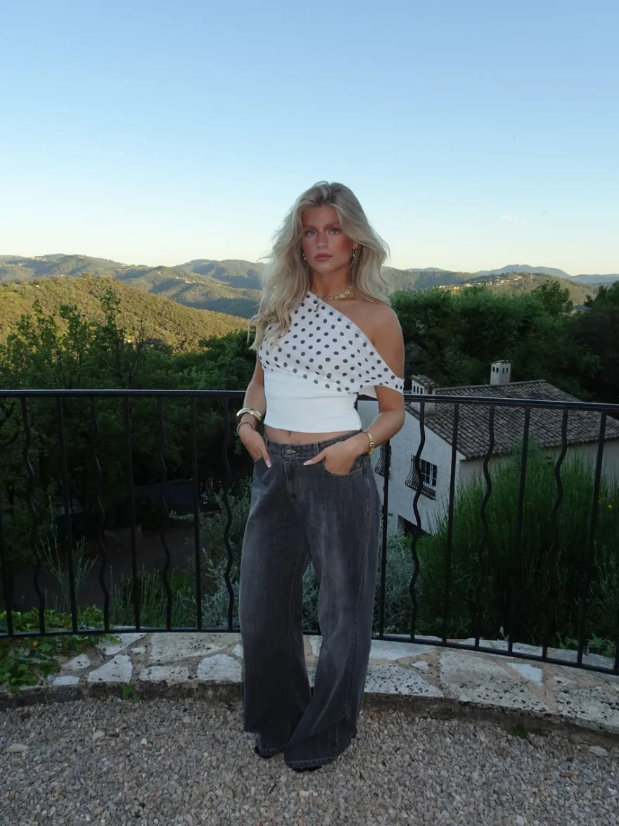 Design By Si Kimmie top med polkaprikker - Hvid/navy New