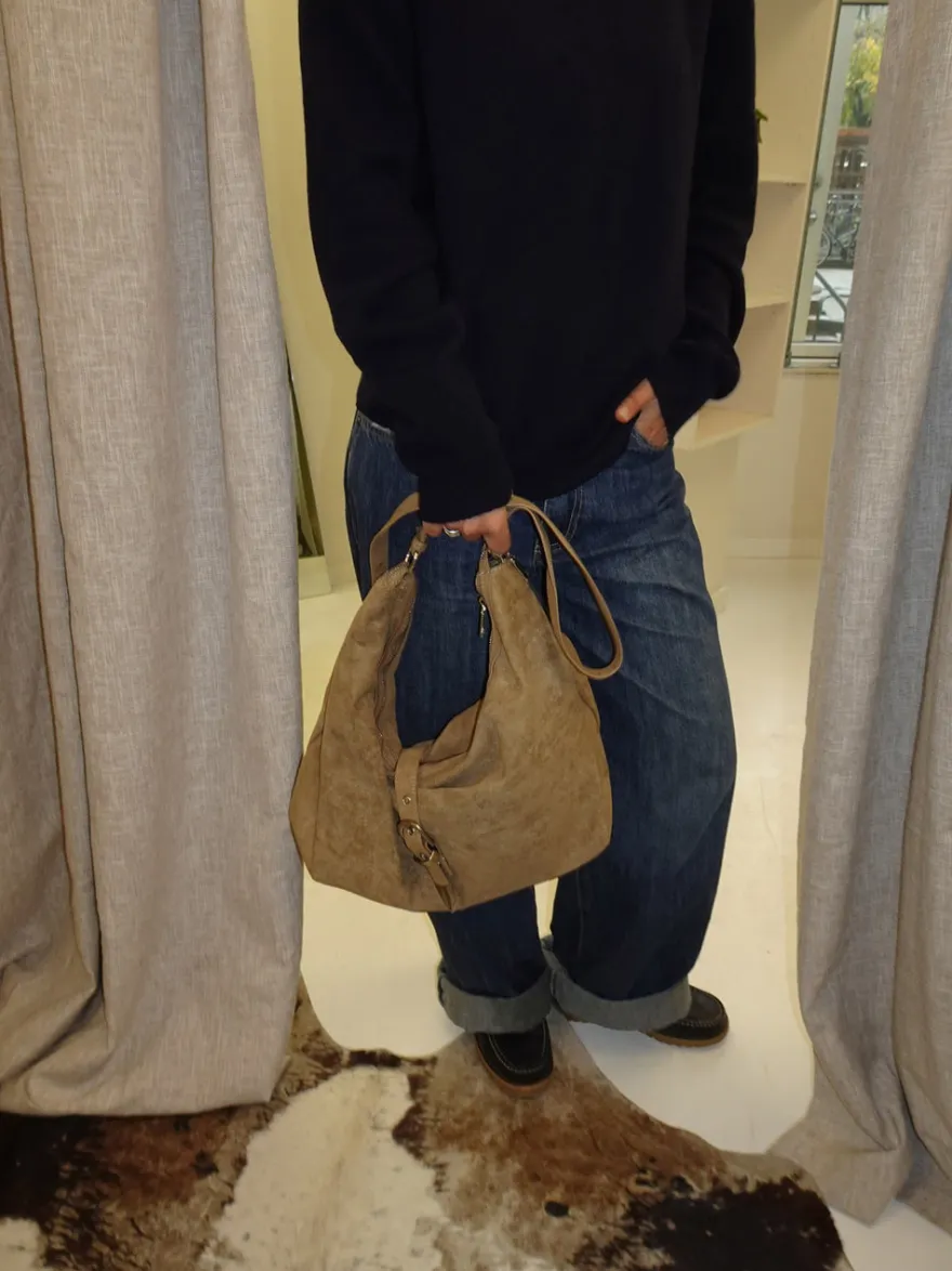 Design By Si Kyle skuldertaske i ruskind - Brun Outlet