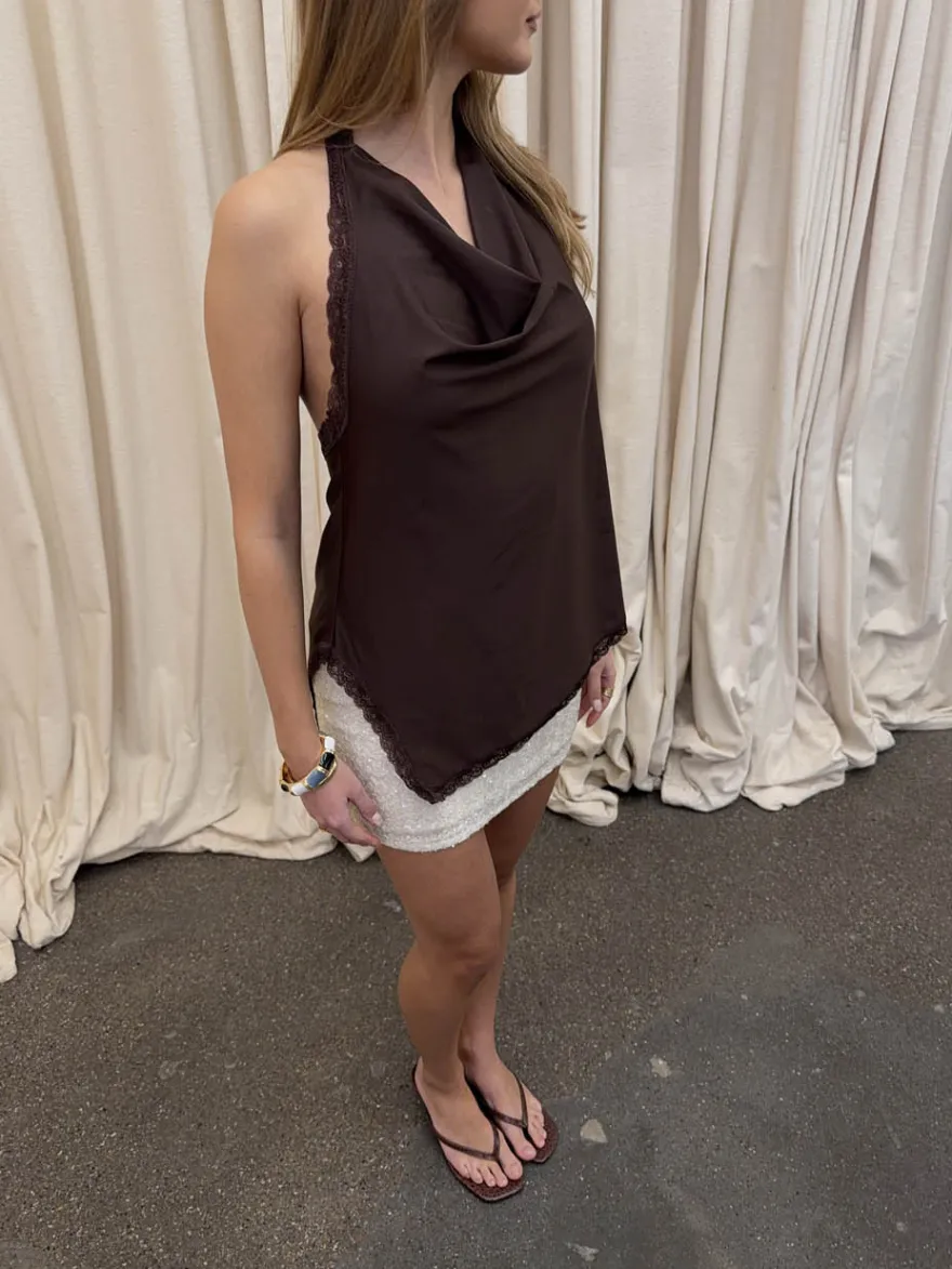 Design By Si Laticha halterneck top med blonder - Brun Clearance