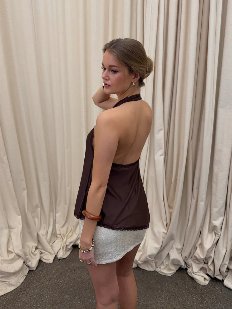 Design By Si Laticha halterneck top med blonder - Brun Clearance