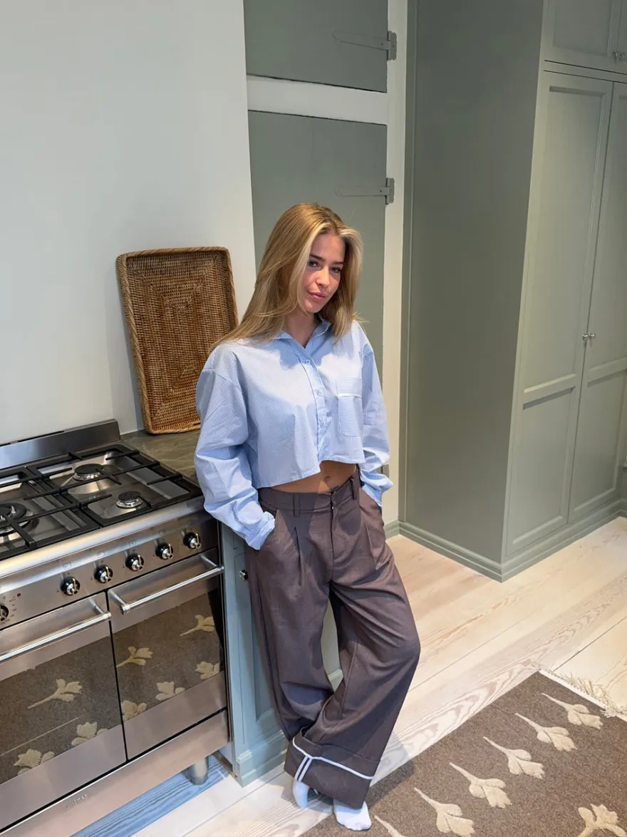 Design By Si Lavinia stribet cropped skjorte - Blå/hvid Hot