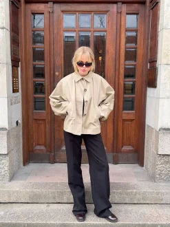 Design By Si Lenaya jakke med denimryg - Beige New