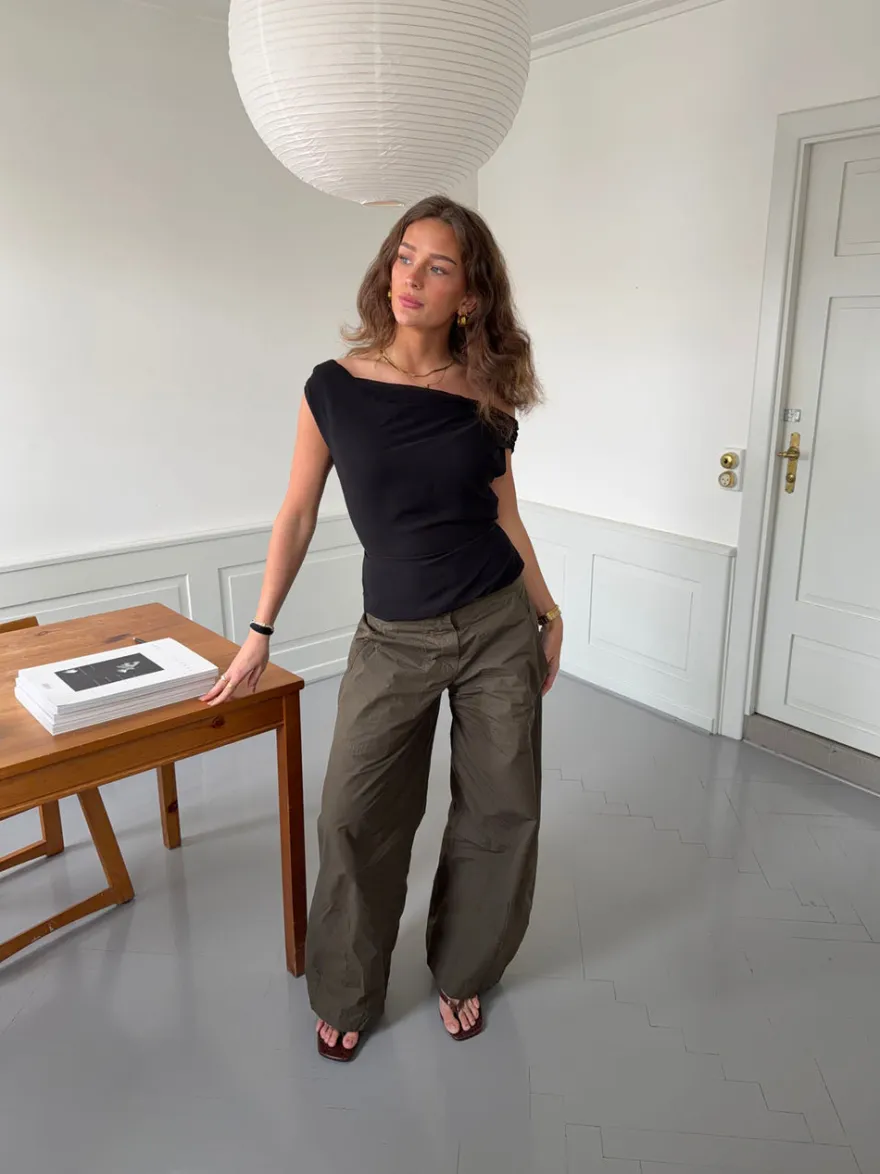 Design By Si Lily top - Sort Online