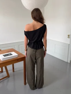 Design By Si Lily top - Sort Online