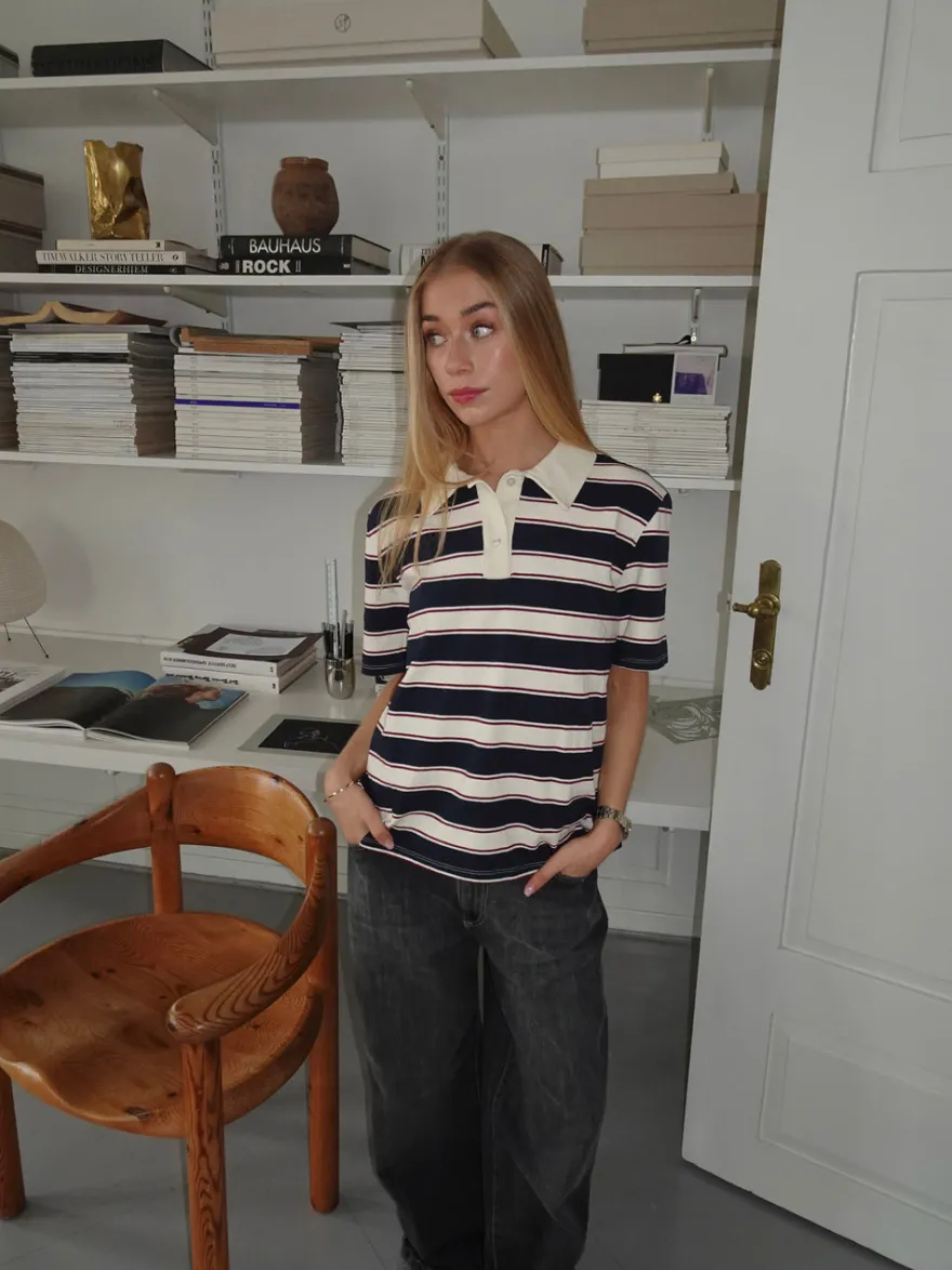 Design By Si Linna polo med striber - Navy/beige/rød