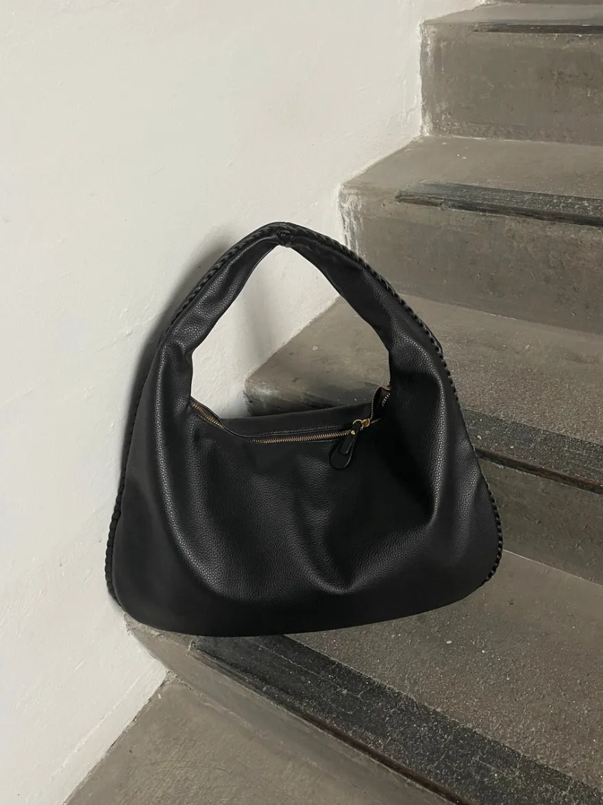 Design By Si London taske - Sort Discount
