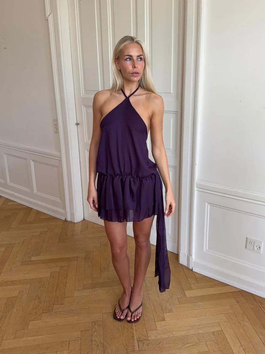 Design By Si Lulitiana kjole med halterneck - Lilla Discount