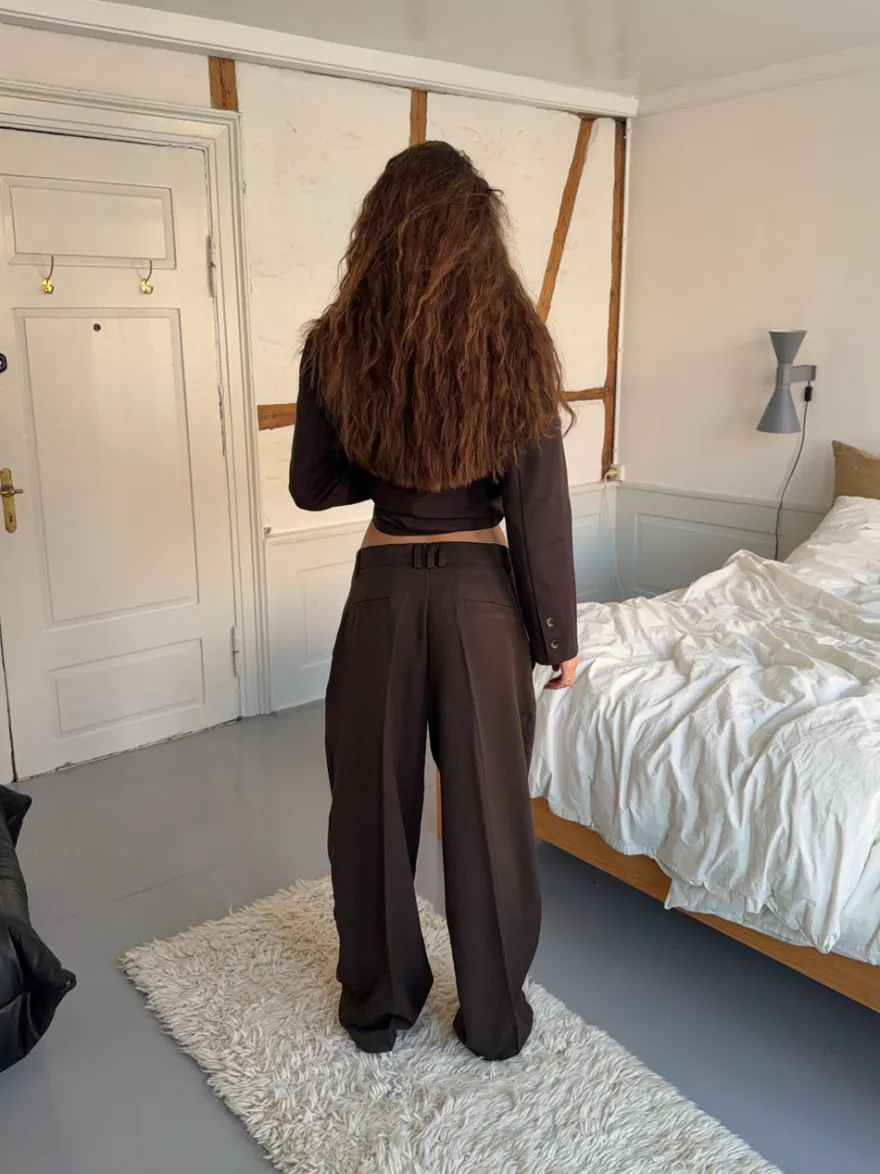 Design By Si Lulo suitbukser - brun Online
