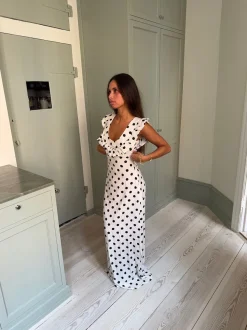 Design By Si Luna kjole med polkaprikker - Off white/sort Outlet