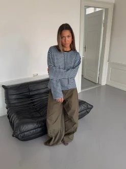 Design By Si Lura bluse med striber - Blå/brun Hot