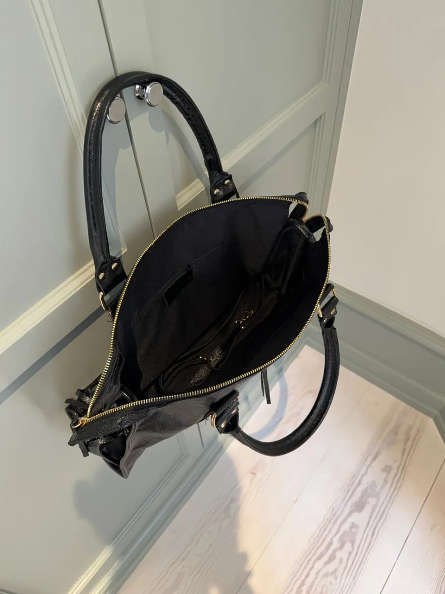 Design By Si Manhattan taske - Sort Discount