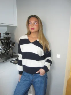 Design By Si Margoth strikpolo med striber - Hvid/navy Best
