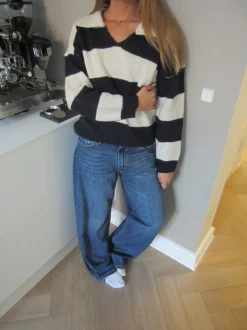 Design By Si Margoth strikpolo med striber - Hvid/navy Best