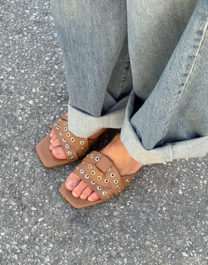 Design By Si Milina sandaler med nitter - Brun Best
