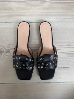 Design By Si Milina sandaler med nitter - Sort Sale