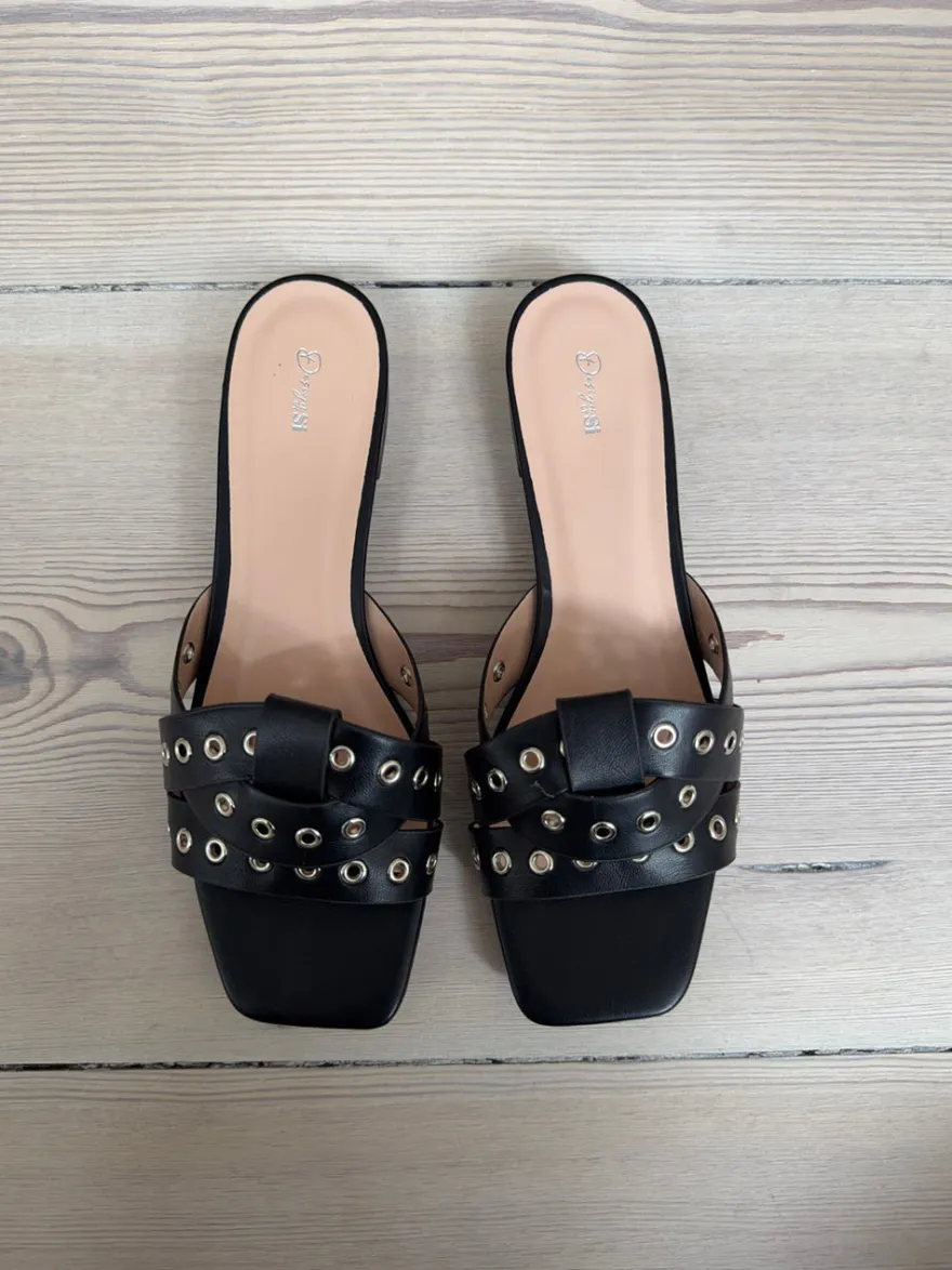 Design By Si Milina sandaler med nitter - Sort Sale