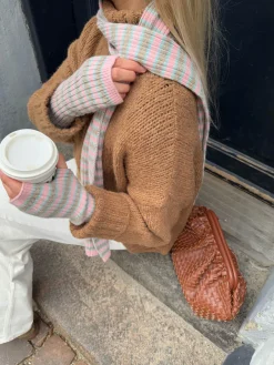 Design By Si Mio sæt handsker og tørklæde - Lyserød/grå/blå Best