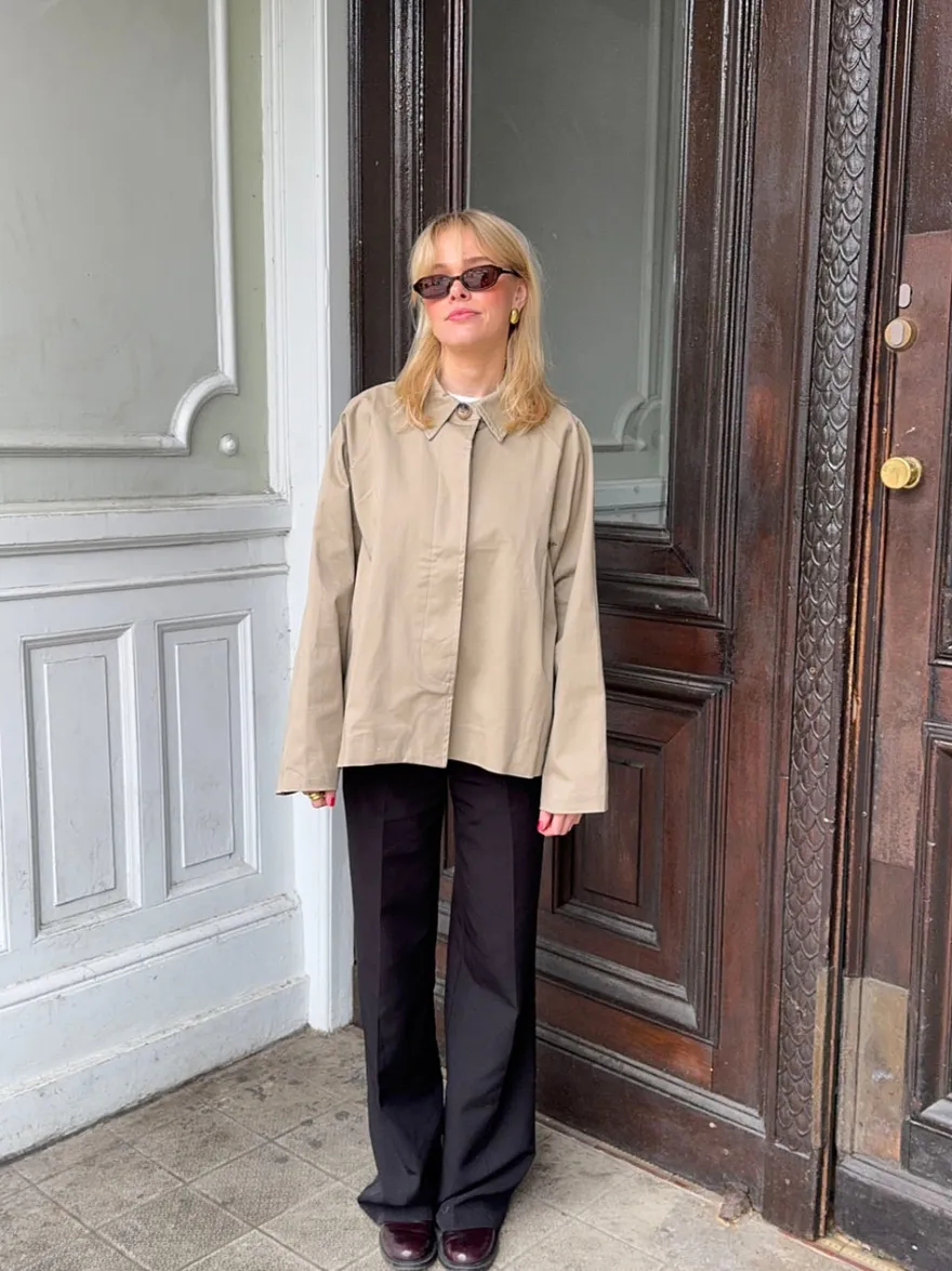 Design By Si Monica kort trenchcoat - Beige Sale