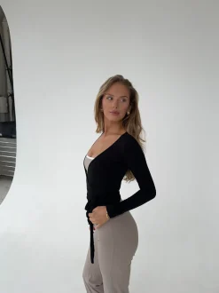 Design By Si Motion wrap bluse - Jet Black Best
