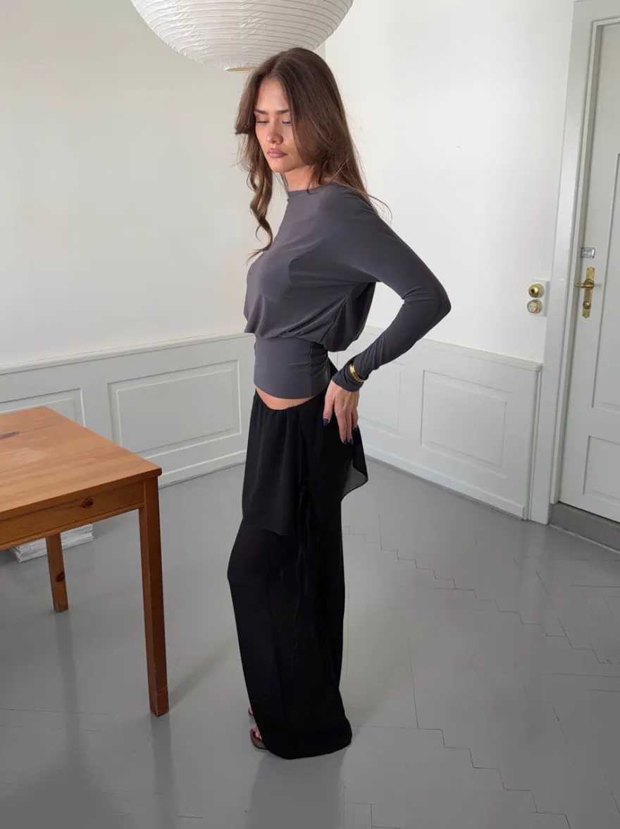 Design By Si Nadina bukser med nederdel - Sort Online